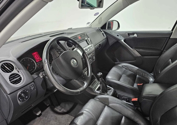 Volkswagen Tiguan cena 25900 przebieg: 226137, rok produkcji 2008 z Brodnica małe 301
